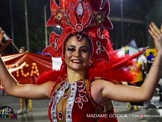 desfile 077